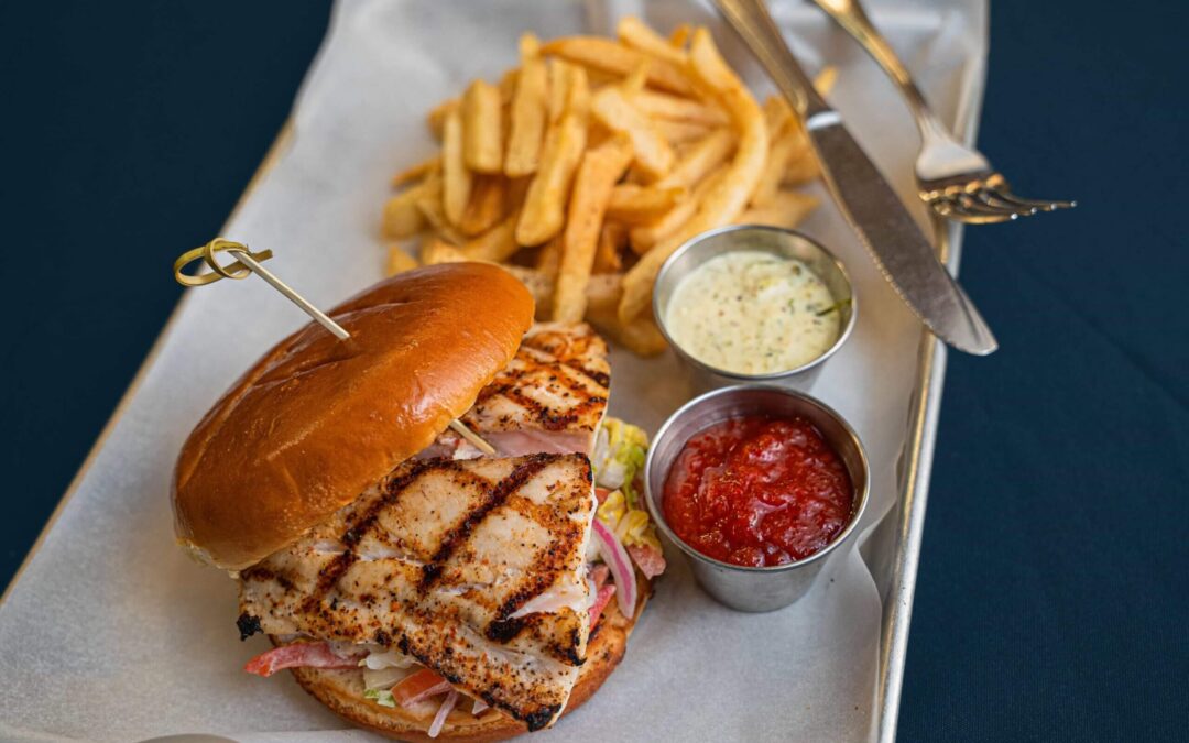 Tides Pool Bar and Grill