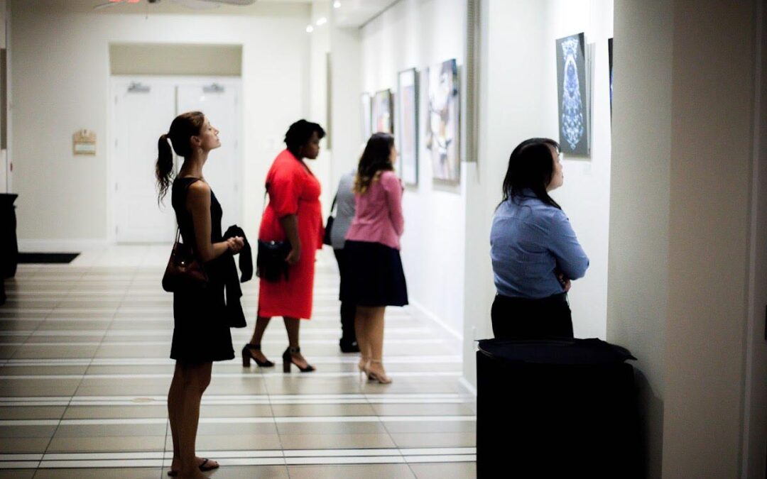 Luna Fine Art Gallery